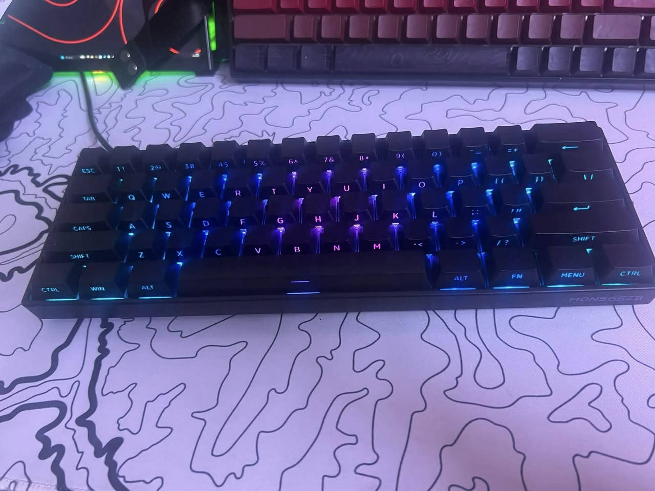 ⌨️ Fun60 Pro
• سرعة استجابة 8000Hz

• إضاءة RGB قابلة للتخصيص

• تصميم 60% مدمج وعملي

• مناسب للگيمينغ والاستخدام اليومي

أداء سريع وحجم مثالي لسيتب مرتب

سعر :25الف


**إذا كنت صاحب هذا الإعلان وتريد حذفه لأي سبب، رجاءا أرسل رسالة إلى الدعم الفني**