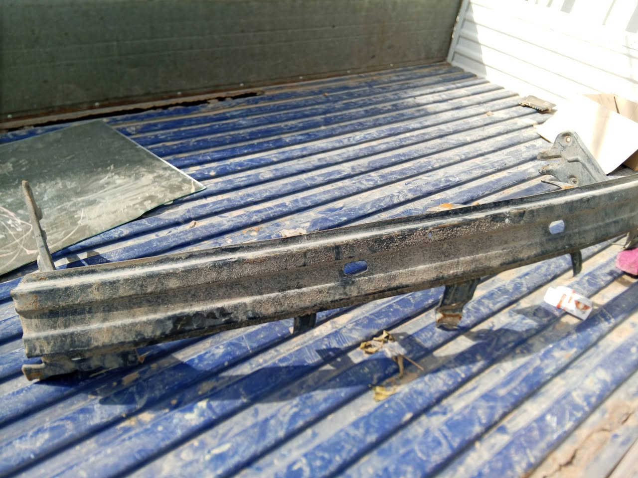 سلام عليكم غراض كية للبيع كشنات تانكي براكيت دعامية  بك لايت تك اصلي
مكان الشعب ***********
