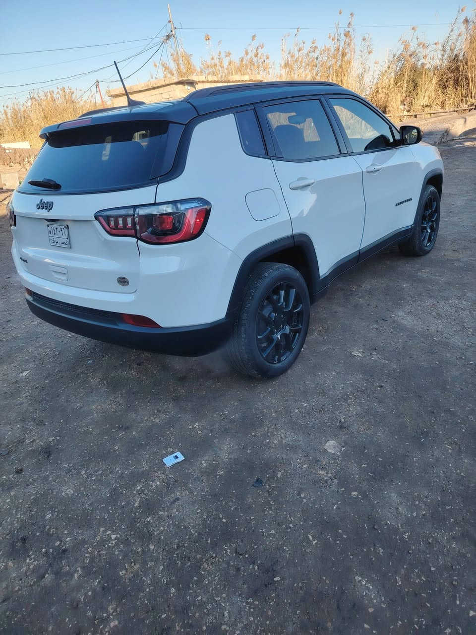 السلام عليكم للبيع او للمراوس جيب كومباس موديل 2024السياره دخول جديد ضرر  بسيط كلش جاملغ امامي فقط شرط الفحص السياره فول ماعدا الفتحه ماشيه 6000
مواصفات السياره 
بصمه تشغيل+حاكيه
ويل كب كروم+تشغيل عن بعد 
شاشه كبيره+كشنات تدفئه تبريد 
كامره+ تحكم استيرن 
توقف ذاتي +سايد بريك بصمه 

السعر 180وبيهه مجال 
العنوان بابل الشوملي 
***********
