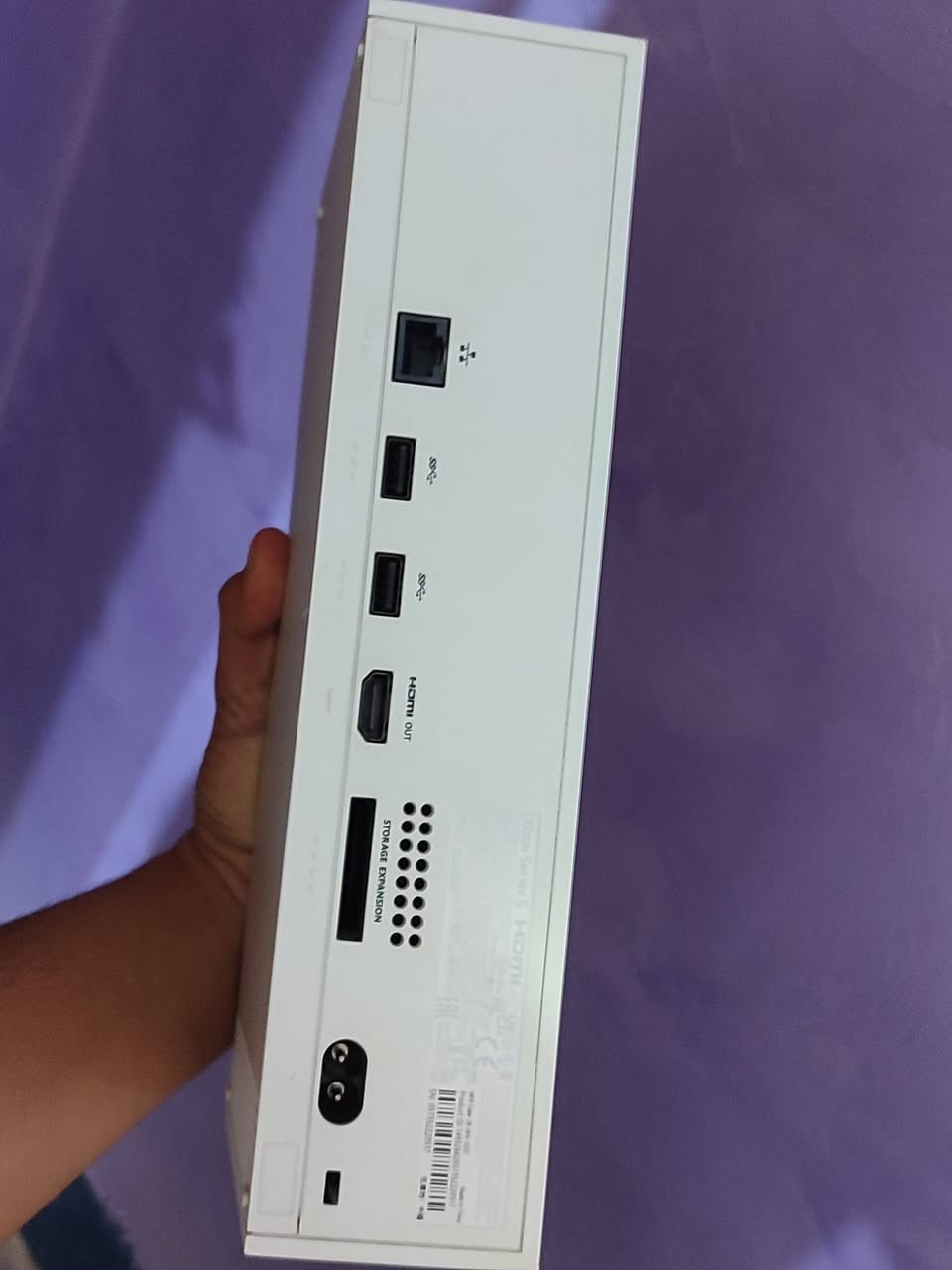 اكس بوكس سيريس s
نظيف اصدار سنة 2022
لوك ستيكر 
كيم باس ينتهي نهاية رمضان
جوستك كيم سير عدد 2
سماعه جديده 
 كامل ملحقات 
السعر 390$ الف
بي مجال بسيط للشراي
مكاني شطرة وعندي توصيل محافظات
تواصل ***********
