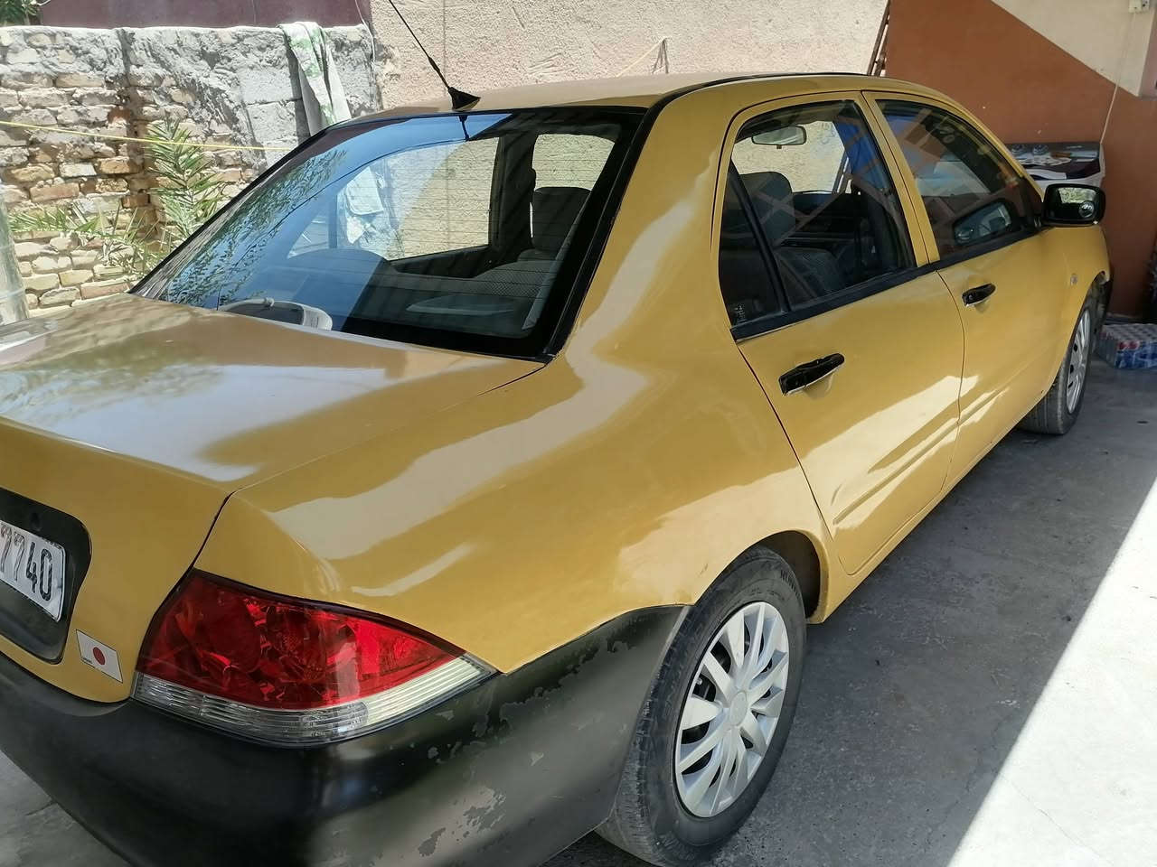موديل ١٠ بيهه مبدل عكال رقم بغداد انكليزي مكان السياره ديالى بعقوبه *********** السعر ٥٣ بيع مستعجل
