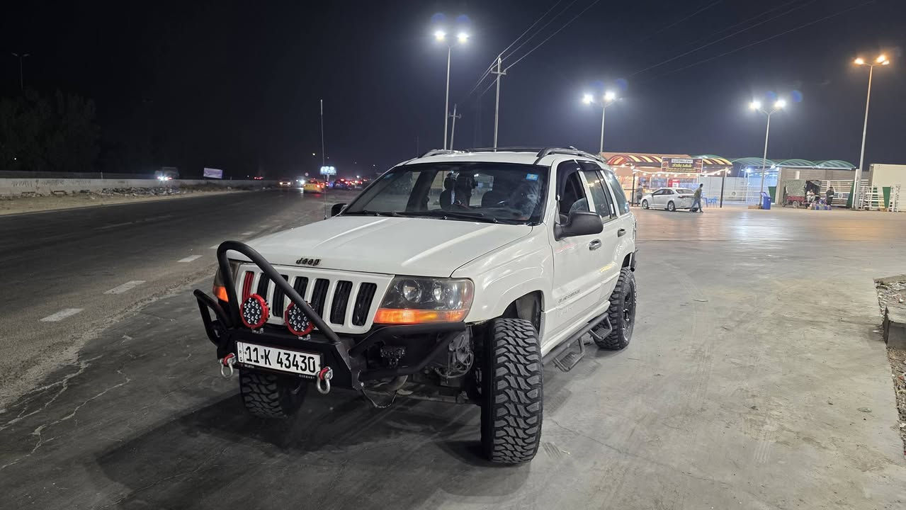 السلام عليكم
سعر الغراض البسيارة لا يعلق 
جيب كراند شيروكي موديل 2000
السيارة بلادية بلكامل مابيهة اي جطل 
السيارة بيهة تزويد 
1. منضومة غاز 
2. دعاميات امامية خلفية حديد 
علماً البلاديات موجودات 
3. قاعدة اسبير خلفية 
4. سويج بنل ( شنو السوج بنل ) ادا تحكم بل اضائة و الاضافات 
١. مربوط علية بوجكترات ارضية بلدعامية ٢. مربوط علة بروجكتراو الداريات الحمر ٣. مربوط علية لد بار ٤. مربوط علية بلوجكتر خلفي 
5. دروعة على الجام الخلفي ما مبين بصور بس بلفيديو الاخير 
6. كزوز رياضي ريمونت (يعني بوابات تنفتح و تنسد ريمونت) و موجود الصوت بلفيديو الاخير رعب 
7. ويل هارم اصلي امريكي الوحيد داخل بغداد ميحتاج سبيسر الويل هوة عريض و طالع عن السيارة ( للعلم وياهة تخم ويل جيب ٢٠٢٠ ) 
٨. تخم تاير جبلي امريكي سعرة فوك ال٤٠٠ $ (للعلم التاير البلاظي موجود) 
٩. صندوك قمارة التابوت موجود بلفيديو الاخير 
١٠. السيارة معلاية ثنين و نص 
الباقي كلة بلادي السيارة ستة سلندر تو ويل 
و اكو هواي شغلات ما الحك اكتبهن فة كتبت القليل بس 😂
مكاني بغداد السيارة باسمي رقم بغداد انكليزي 
سعرهة ٨٠ ورقة 
رقمي 
*********** 
و شكرا اسف اذا طولت و اسف اذا اكو اغلاط املائية
