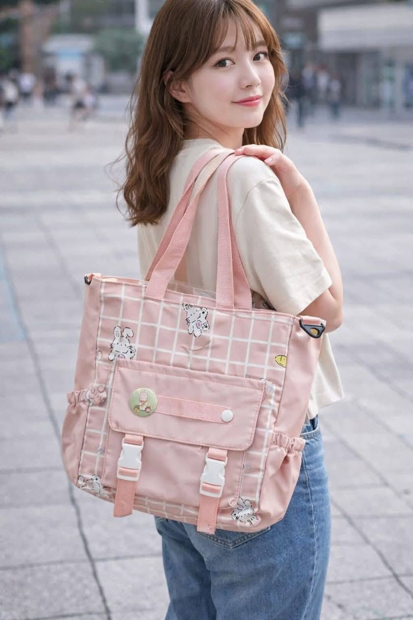 مجموعة من الحقائب المميزة بسعر 5 الاف دينار 💃
يتوفر توصيل لكافة محافظات العراق 🏍️
للحجز مراسلة الصفحة او عبر الواتساب  *********** ✅
موقعنا بغداد _ الغزالية _ سوق المائدة 🚩
