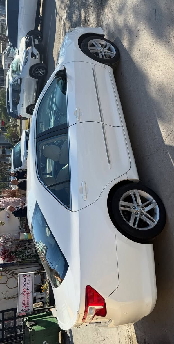 كامري للبيع خليجي موديل ٢٠١٣ بيها نص جاملغ صبغ امامي او شبر بارد بل باب الخلفي فقط سياره نضيفه جدا ماشي ١٤٩ الف رقم اربيل للستفسار ***********
