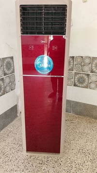 سبلت ميديا 3طن كمبريسر عاطل باقي الاجزاء كلها شغاله راديتر نضيف بواري ...