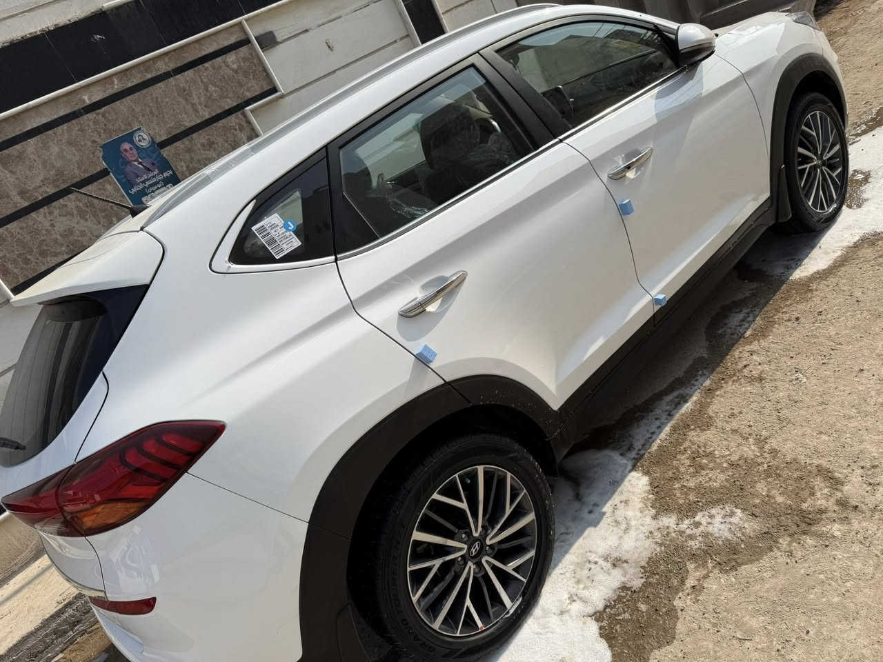 سلام عليكم
للبيع توسان موديل ٢٠٢٠ 

رقم بغداد فول مواصفات 

واحد على واحد عدا بنراما

 بصمة تشغيل عن بعد 

بصمة تشغيل  لايت ٥ عدسات 

دبل ايرباك دركه ودشبول  وكراسي 

مري شفط اشاير ترحيب 

هندبرك قدم 👟قطعتين تبريد 

كامره امامي خلفي

و بصمة ابواب كشنات جلد كهرباء 

كاميرا دوارة تحكمات ستيرن 

٣ انظمه قيادة  السيارة  جديدة جدآ 

تخم تاير جديد

السيارة مكفوله كفاله عامة 

من صبغ والتبديل والشخوط والرضعات 

كفالة عامة شرط السونار 

ماشية  ٩٠  حقيقي ادك جرص وكلوب 🛎️💡

السعر ٢١٨  مجال بسيط

مكان السيارة بالحلة 👉

اتصل او واتساب ***********
