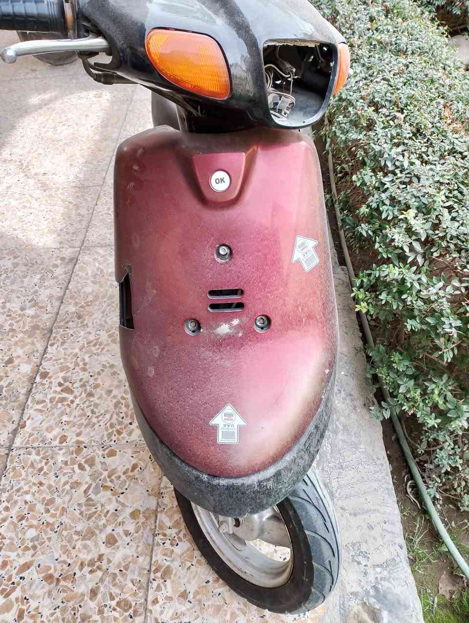 سلام عليكم دراجه بطه دراجه متروكه بس مكينه شغاله نشطه رايده 75 وبيه مجال سعره سعر بايسكل 
كهربيات شغالع تايرات جدد 
مكاني كاضميه 
***********
