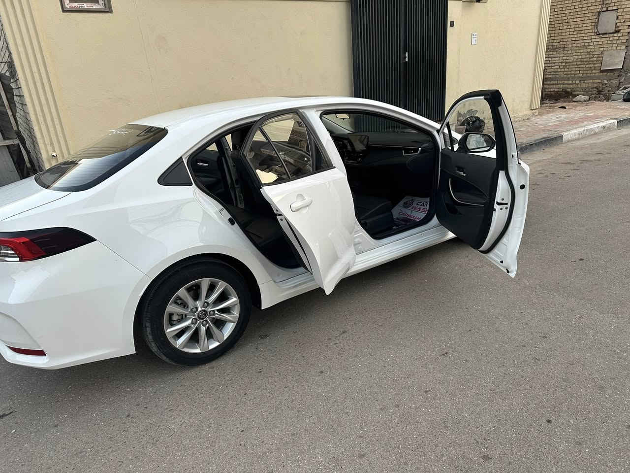 كورله هايبرد كفاله عامه عده رصعه بل جاملغ المامي
رقم بغداد حره 
مكانه كربلاء  
السياره فول 
كلش جديده السعر 159
***********
