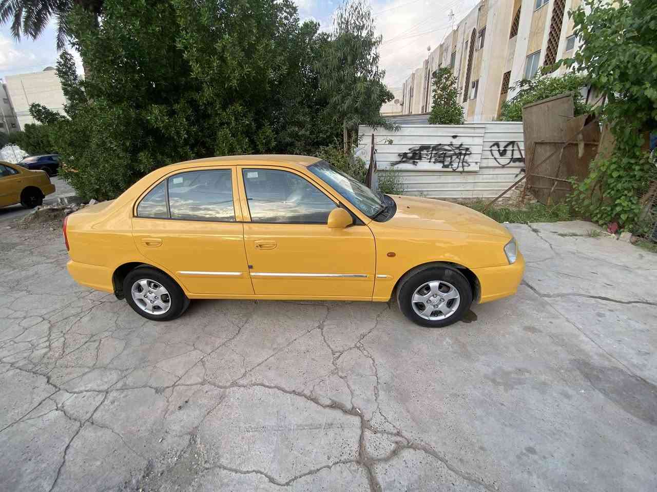 السلام عليكم
فيرنا البيع موديل ١٤ 
سياره حلوه نضيفه
بيه جملغ امامي صفحت
السيايق فقط معوده
السياره تبريد ثلج 🧊 
صدار مامي نقص قواعد دبل فقط
صدار خلفي هم قواعد دبل فقط
مدواشمه عام سعر78 بيه مجال بصيط
الحك الجيه رقمي***********
