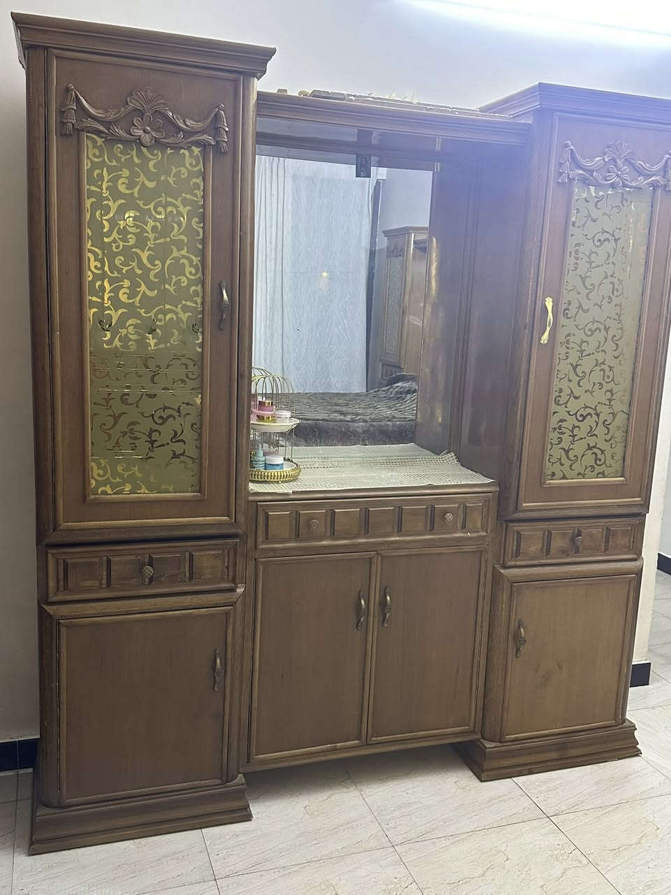 سلام عليكم غرفه مسرح ٦ باب  نضيفه ١٠٠ /١٠٠ 
صاج تكمه


**إذا كنت صاحب هذا الإعلان وتريد حذفه لأي سبب، رجاءا أرسل رسالة إلى الدعم الفني**