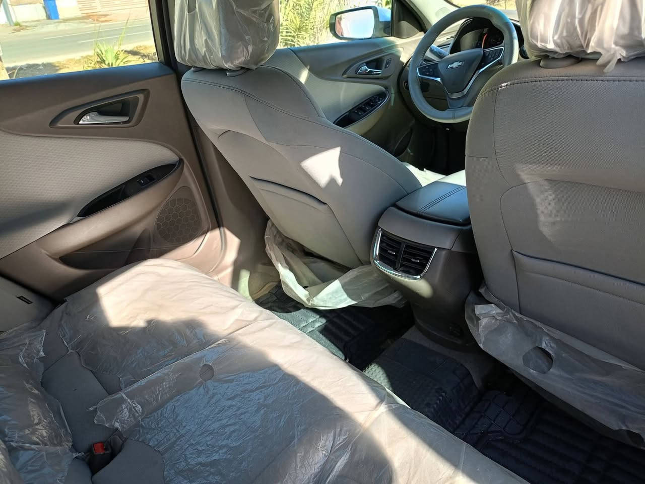 السلام عليكم ورحمه الله
ماليبو موديل ٢٠٢٢ 

حادثها دعامية + طرف الجاملغ بارد ايرباكات سليمه 

مواصفات lt 

كامرا 

تشغيل عن بعد 

تدفئة كشنات 

تحكم ستيرن
السعر 128 وبي مجال
***********
