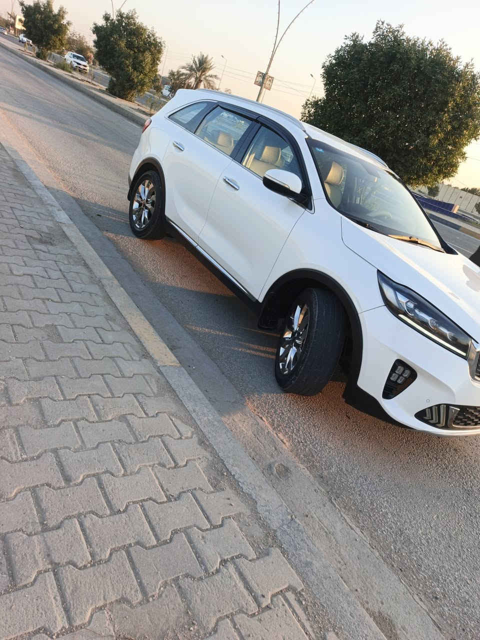 سلام عليكم سورنتو البيع 2020 خليجي كفاله السيارة تخبل من دوام البيت محرك السيارة سته سلندر   فول مواصفات ماعده الفتحه فقط رقم بابل بسمنه السياره مداور ثاني يوم تخم تايرات تبريد ثلج السعر 265 وبيه مجال  ...... مكان السيارة كربلاء ال ستفسار ‏‪***********‬‏
