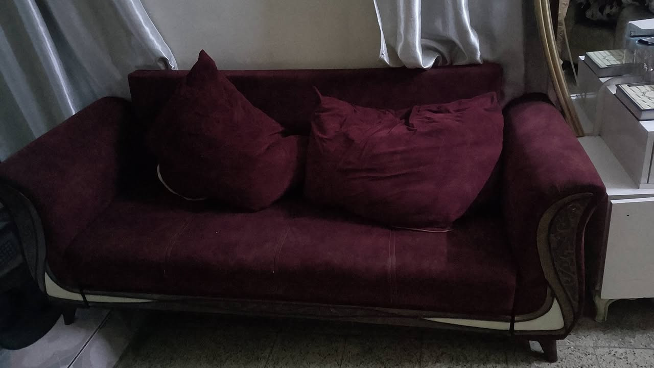 السلام وعليكم نص تخم قنفه وكراسي ثنين نوع تركي اصلي ونضيف كلش للبيع الشراي يدخلي خاص ️مكاني دوره شارع 60


**إذا كنت صاحب هذا الإعلان وتريد حذفه لأي سبب، رجاءا أرسل رسالة إلى الدعم الفني**