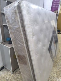 تخت مفرد • ثابت • عنبر
