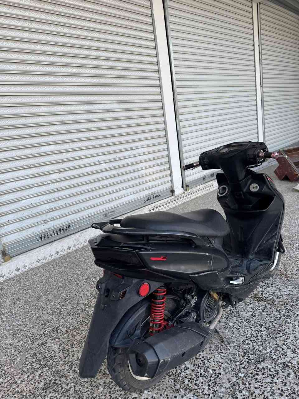 سلام عليكم دراجه سكنس شمعه  ياباني  قبق نفخ اللبيع دراجه حلوه ونضيفه نكره بكل وكت تجي وشوف بعينك  عنوان الحسينيه مال راشديه هـ***********
