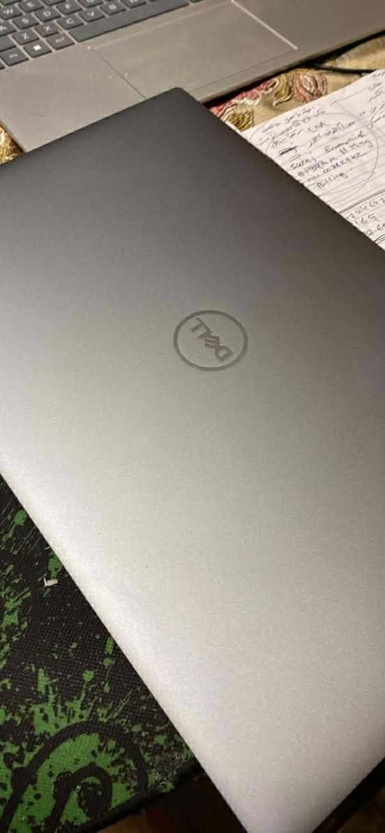 Dell5560 4k touch screen
Cpu : i7-11850H @2,50Hz

جيل 11

 : T1200 quadro  كارت الشاشه 4جيجا

Ram :32ram

Ssd: samsong nvme 512gb

Touch screen , 4k

فيس ايدي وبصمة ايد وكاميرا كل حاجه شغاله فل بدون اي عيوب استخدام شخصي


**إذا كنت صاحب هذا الإعلان وتريد حذفه لأي سبب، رجاءا أرسل رسالة إلى الدعم الفني**