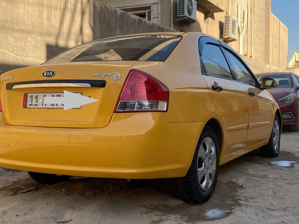 السلام عليكم
سبكترا  2009 رقم بغداد الدولي مصفره هيئه وغرامات 

سياره جديده وجاهزه على اخر حبايه 

مكاني حله 

***********
