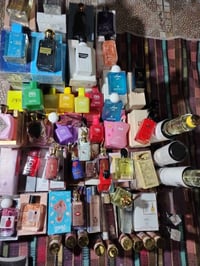 عطور متنوعه وذات جاذبيه وثبات عالي جداً لأصحاب الكوزمتك والعطور والبثو...