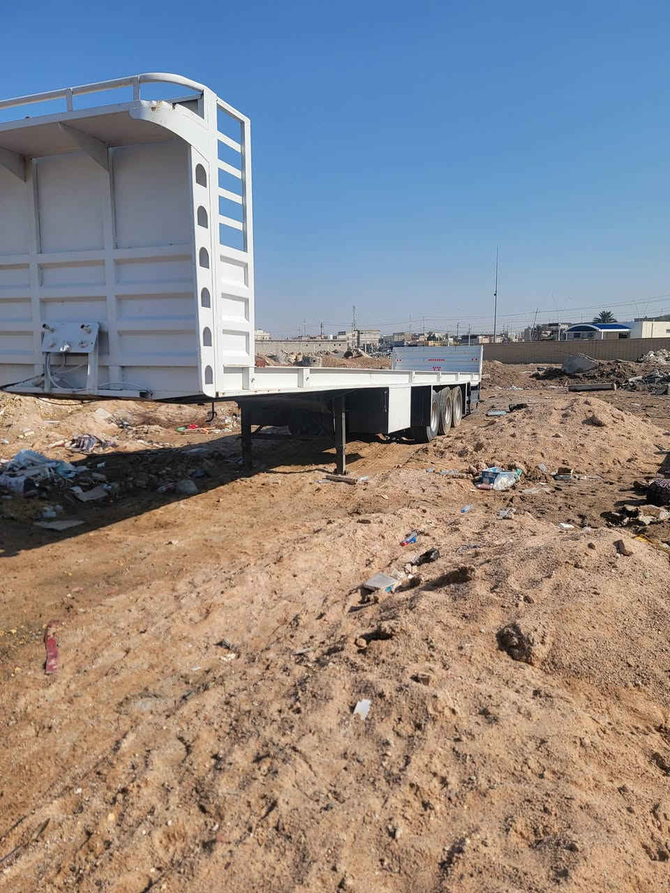 عربانه للبيع جاهزه للشغل
المكان البصره حي المهندسين 
السعر 75 وبيه مجال ***********
