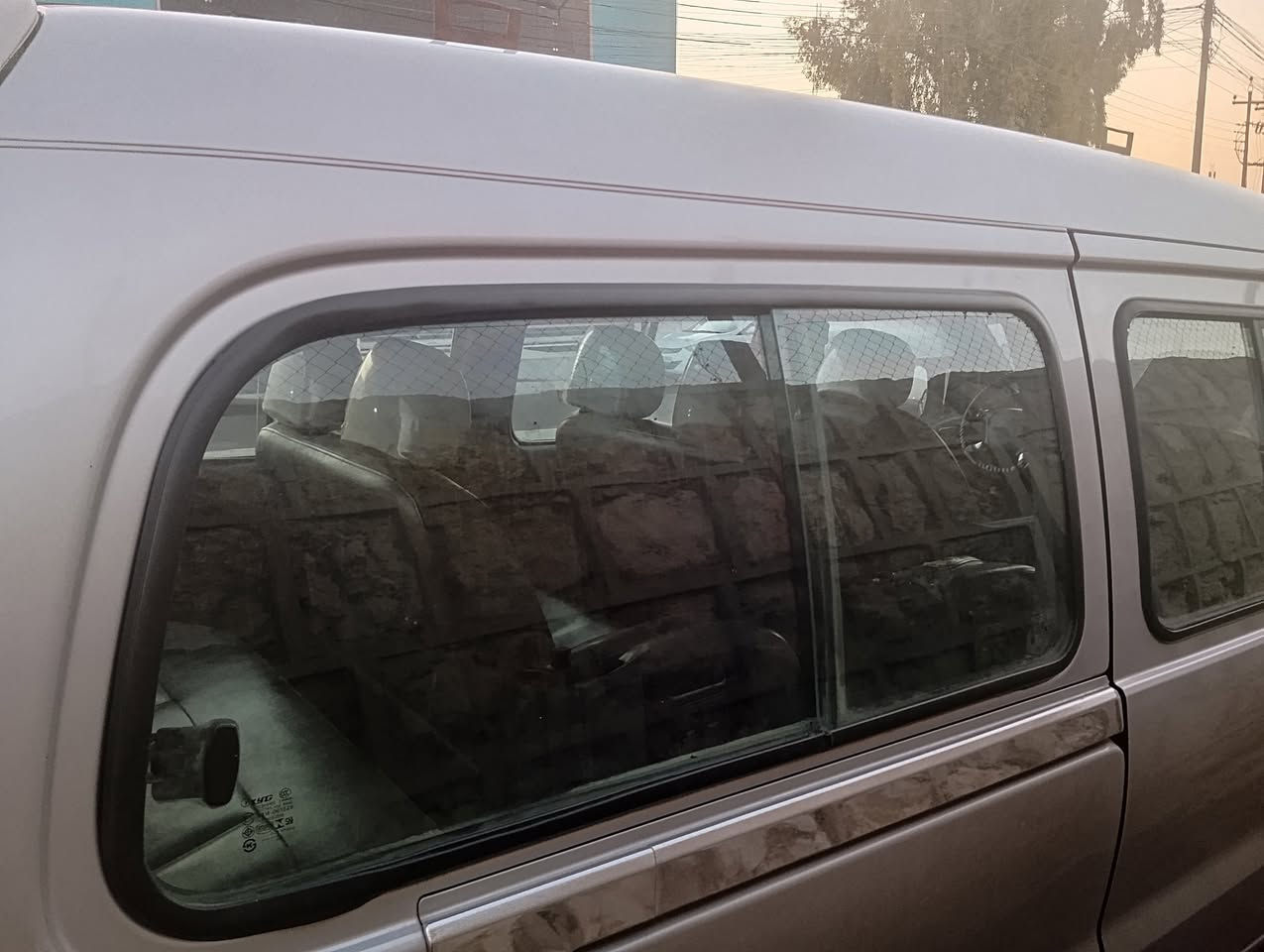 السلام عليكم 
زوج جامعات خلفية سلايد يرهم من موديل 1998-2007للبيع السعر 150 ألف للاتصال ***********
مكاني الموصل
