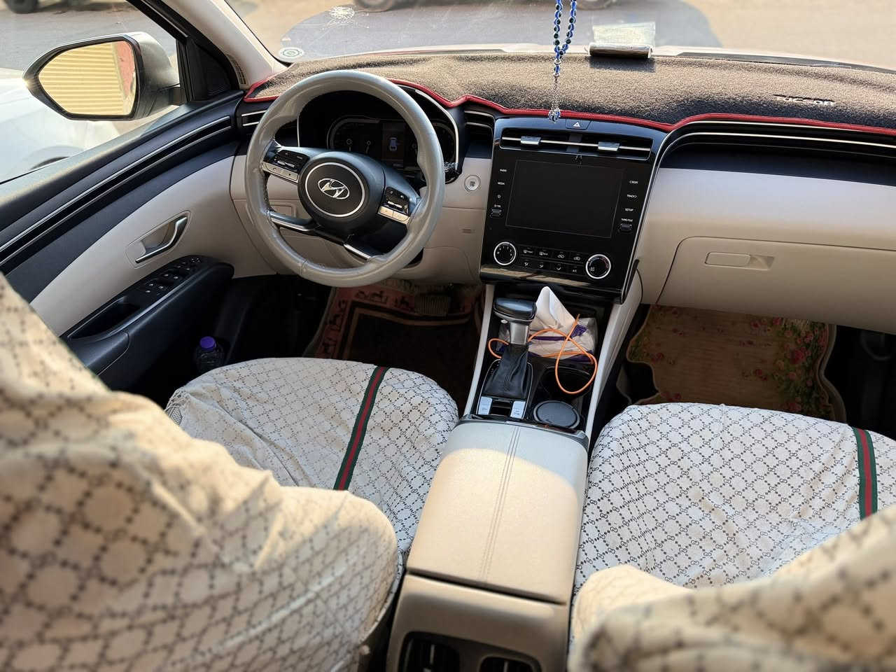 السلام عليكم هونداي توسان  ٢٠٢٢ خليجي مكفوله كفاله عامه
ماشيه 54 ألف كم 

محرك ٢٠٠٠ دوش + بصمه + بصمه ابواب 

تشغيل عن بعد +اوتو هولد 

كراسي ٢ كهرباء 

بردات ابواب خلفيه + شحن وايرليس 

حساسي خلفي أمامي + ترحيب 
السعر 215بيه مجال

رقم اربيل/ مكان سيارة كوت  نعمانية/ الاستفسار ***********
