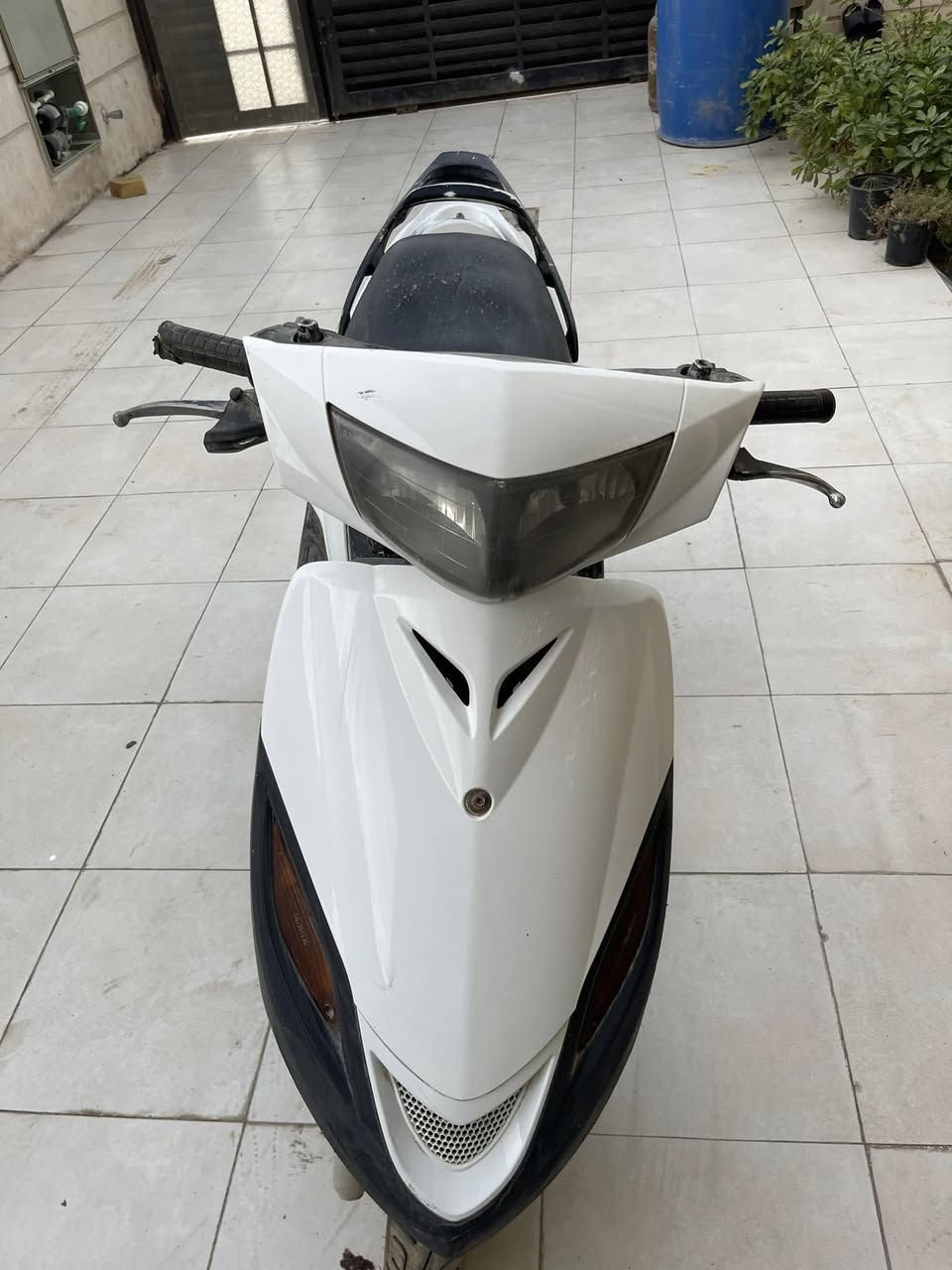 سلام عليكم دراجه لبيع ماكس ميه واربعين السعر 250 الف العنوان حله ورديه سيف سعد ***********
