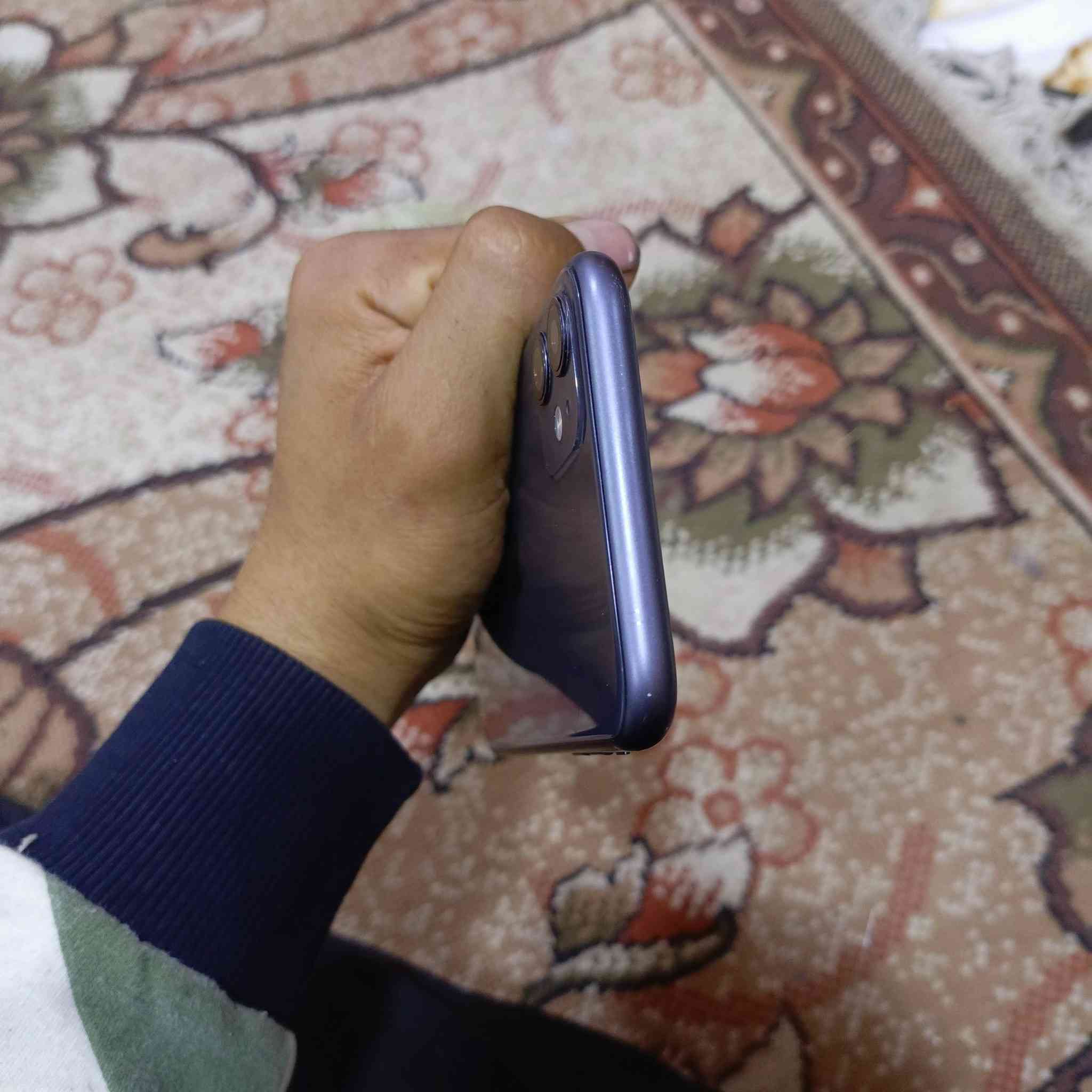 سلام عليكم ايفون 11ذاكره 128 بطاريه 75بس صرفه اعتيادي كارتونه ويا جهاز مكفول كشي ممبدل بي ونضافه شوفت عينكم شخط مابي جهاز للبيع او امراوس حسب القناعه سعر 300وبي مجال مكان كوت للستفسار***********خاص مفتوح
