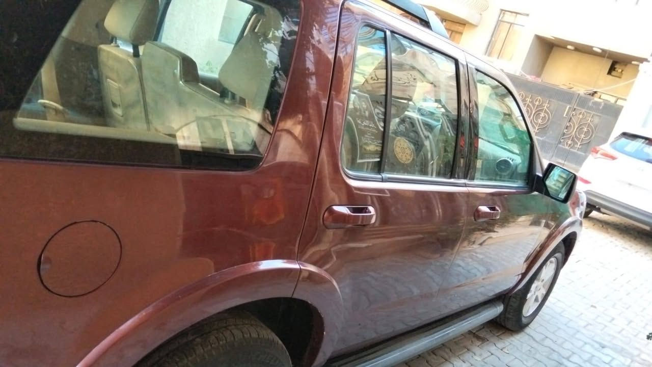 السلام عليكم مكلف بالنشر فورد موديل 2010 رقم ديالى الماني حادثها باب الأيمن الأمامي مبدل وبيها صفحة اليمنة مصبوغة تصليح أمريكا السعر 100 ورقة وبيها مجال  للتواصل *********** ابو زياد تواصل فقط من خلال الاتصال على صاحب السيارة لحد يدخلي خاص اني مكلف بالنشر

