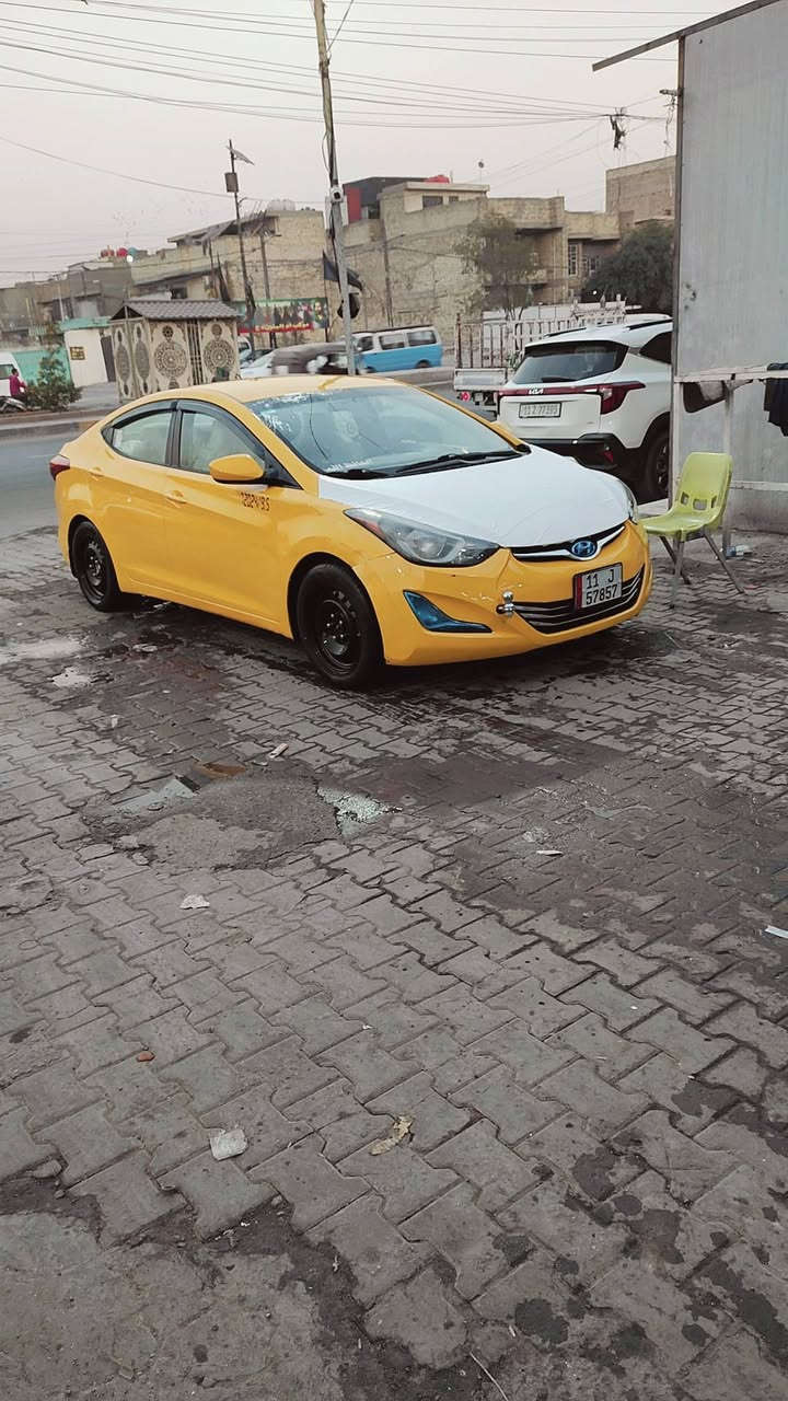 السلام عليكم الانتره 2016 وأرد أمريكي مكينه 1800 للبيع
السونار كدام عينك السعر 108 وبيها مجال مكان السياره بغداد مدينه الصدر رقم الهاتف *********** الشري يتصل مصفره هيئه وغرامات السياره بسمي
