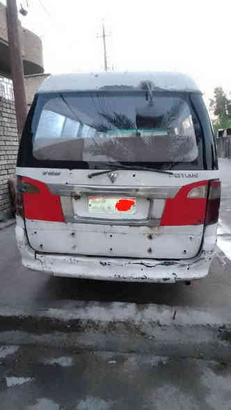 السلام عليكم
فتون موديل 2010 رقم احمر سنويه عظم عاج رقم شاصي في التكمه ا رقم بغداد  العنوان بغداد بلديات السعر 16
رقم هاتف ***********
