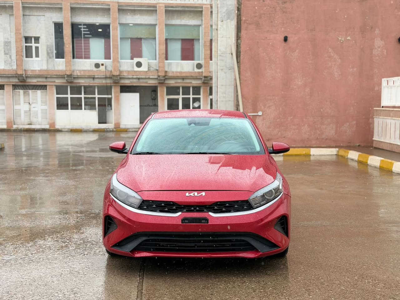 كيا فورتي 2024 بولند صبغ وقطعتين كلير امريكي بدون دواخل صوره حادث موجود سعر 120ومجال بسيط 
مواصفات :- 
شاشة 🖥
كاميرا 📷
حساس 
رادار
ويل كروم
تحكمات ستيرن 
➕ تحديد سرعه 👍
نظام قيادة (ذكي + سبورت +نورمال ) 👍
مانع انزلاق 👍
نظام تحديد المسار 👌
بعد بيها مواصفات .
عنوان عقره 
واتساب وفايبر ***********
واتساب ***********
