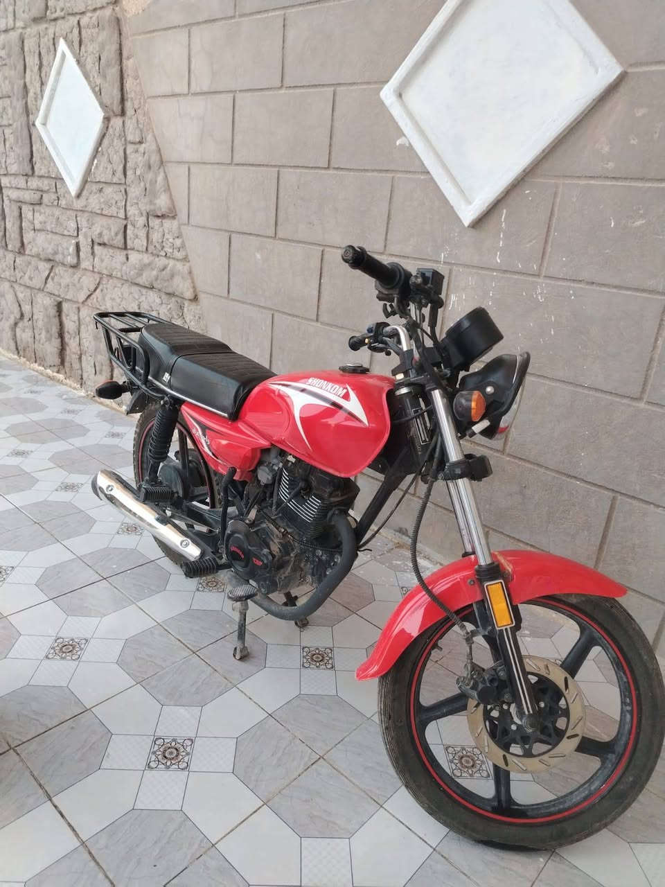 شاينك 2025 للبيع نضافه فول الفول اوراق اصوليه  دراجه نضيفه وتخبل سعر 800 وبيها مجال شي بسيط  تواصل واتس اب ***********
