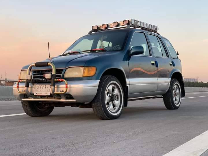 #السلام عليكم
🚙 كيا سبورتاج موديل 1994
بيع مستعجل فقط بيع

- رش قطع جمالية فقط
- رقم بغداد باسمّي
- سيارة جاهزة، محرك 2000 مسكر
- أوتوماتيك
- استعمال بيت
- تخم تاير جديد
- بطارية جديدة
- كير ومحرك بحالة جيدة
- غرفة نظافتها 80%
- كهربائيات شغالة

ملاحظات//تبريد نقص غاز
الجعمقه ذب هايدروليك
والستيرن هيه واكفه ثكيل من تمشي زبد والستيرن بور

📩 للتفاصيل والصور اكتب 1 بالتعليقات
وراح توصلك المعلومات بالماسنجر.

📍 الموقع: بغداد

ما عندي رقم او واتساب فقط ماسنجر خاص
متوفر ماسنجر


**إذا كنت صاحب هذا الإعلان وتريد حذفه لأي سبب، رجاءا أرسل رسالة إلى الدعم الفني**