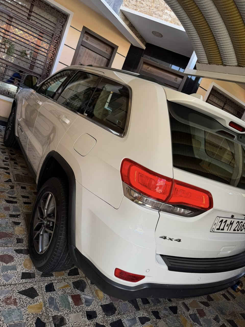 اسعد الله اوقاتكم بالخير جيب خليجي وكالة هارلم 
حلوه وحله من صور مكفوله من قطره صبغ  سونار مرفق مع المنشور رصعه بالخلف امشر عليهم 
مديل 2018 عنواني بغداد 
*********** تحياتي 🌹
