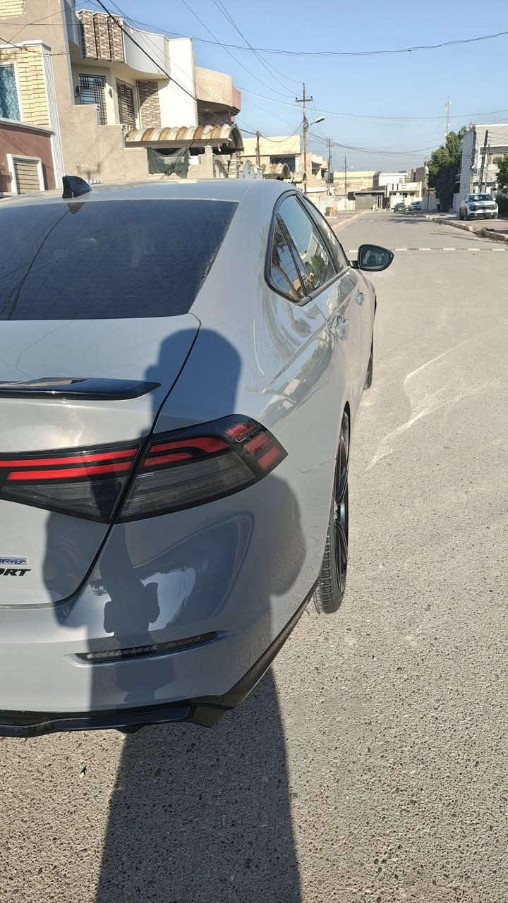 هوندا اكورد موديل 24 هايبرد للبيع بسعر مناسب
هوندا أكورد سبورت L (2024)🩶🔥
🚘 الفئة: سبورت L

🌞 فتحة سقف
🔑 بصمة
🚀 تشغيل عن بعد
💺 كشن جلد مع تدفئة
⚙️ مقاعد أمامية تحكم كهرباء
✨ إنارة ترحيب
🛣️ تحديد مسار
⏱️ تحديد سرعة
📡 رادار جانبي
🚨 رادار أمامي
📷 كاميرا خلفية
📟 حساسات أمامية وخلفية
💡 لايتات مال تورنك أعلى فئة يجي دوار ويا الستيرن
👁️ نقطة عمياء
🛑 توقف ذاتي
➕ وبعد هواي مواصفات

🛠️ الحادث:
🔧 بنيد مبدل أصلي فافون
🧰 جاملغات أيمن وأيسر بارد PDR وبيهن صبغ شوية من جهة البنيد
🧰 جاملغ وباب خلفي جهة اليمين بيهن بارد PDR
🏆 تصليح درجة أولى، كل القطع أصلية ومصروف عليها هواي

📊 ماشية: 31 ألف كيلو تقريباً وقابلة للزيادة
🧾 رقم بغداد، تحويل بأسمي ثاني يوم

📮 السـعـر ✅ اتصل اوتساب ودلل

مكان تواجد السيارة: بغداد – المحمودية
رقم صاحب السيارة: ***********
