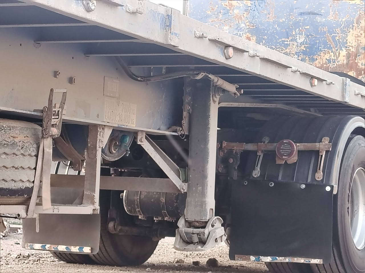 السلام عليكم عربانه للبيع كفاله عامه ***********
