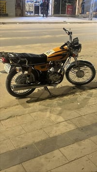 للبيع السعر مليونين وبه مجال قليل 07727186562 دراجه كامله مكمله ما بيه...