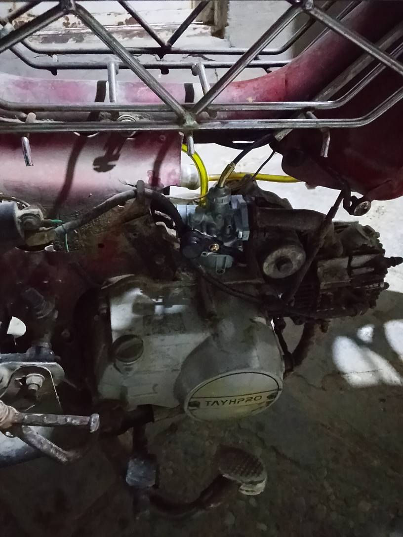 دراجه سبعين هندي برخص التراب 
دراجه كفاله من كل شي ونضيفه حيل
كير عادي نمر دراجه حلوه ونضيفه حيل
رايدها ب300 وبيها مجال
لحك ياولد لحك
مكاني بصره مطيحه
***********
دراجه سبعين هندي برخص التراب 
دراجه كفاله من كل شي ونضيفه حيل
كير عادي نمر دراجه حلوه ونضيفه حيل
رايدها ب300 وبيها مجال
لحك ياولد لحك
مكاني بصره مطيحه
***********
دراجه سبعين هندي برخص التراب 
دراجه كفاله من كل شي ونضيفه حيل
كير عادي نمر دراجه حلوه ونضيفه حيل
رايدها ب300 وبيها مجال
لحك ياولد لحك
مكاني بصره مطيحه
*********** البصرة, العراق
