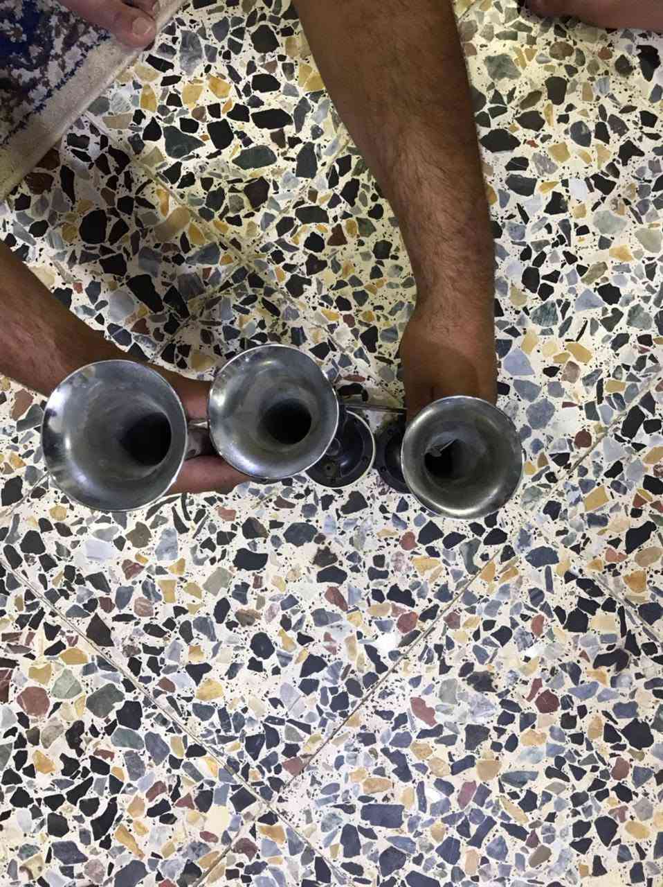 سلام عليكم هورنات طاط سعر 100 وبين مجال بغداد شهداء العبيدي متواجد على الفيس رقم التليفون موجود ***********
