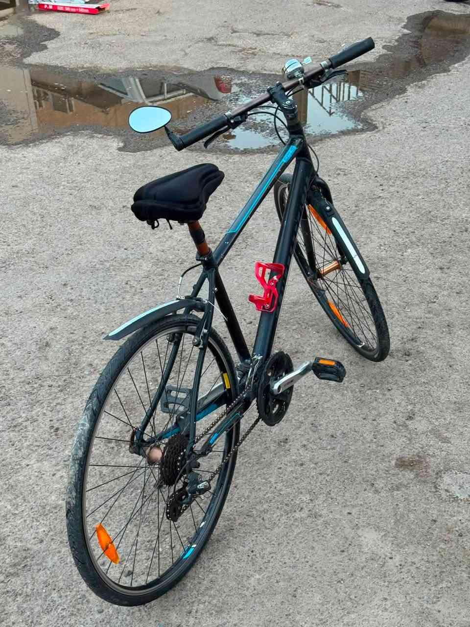 للبيع دراجتان هوائيتان بحالة ممتازة! 🚲✨
فرصة مميزة لمحبي ركوب الدراجات، معروض للبيع دراجتان مستعملتان بحالة نظيفة جداً وميكانيكياً جاهزتان للاستخدام. الدراجات سليمة تماماً، الإطارات (التايرات) بحالة ممتازة، وجميع الأجزاء تعمل بكفاءة عالية ولا تحتاج إلى أي صيانة.
تفاصيل الدراجات:
1. الدراجة الأولى: من نوع Specialized.
2. الدراجة الثانية: من نوع Bianchi.
📍 الموقع: بغداد - الكرادة.
💰 السعر:
 سعر الدراجة الواحدة: 150,000 دينار عراقي.
للمهتمين بالشراء أو الاستفسار، يرجى مراسلتي عبر الخاص.
(*********** هاتفك هنا إذا أردت)
#بيع #دراجات_هوائية #بغداد #الكرادة #Specialized #Bianchi #فرصة
