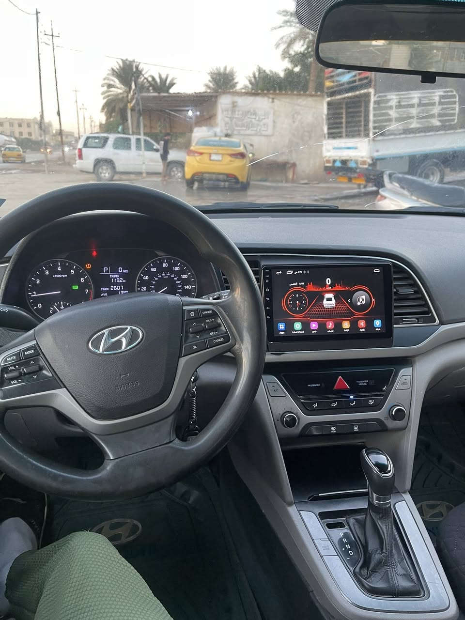 السلام عليكم النترا 2017 امريكي رقم بغداد انكليزي الجديد هزه جديده مكينه 2000 دوش بيها جاملغ وبنيد  وجاملغ خلفي  مكينه وكير وحداديه وتخم تاير كله جديد السعر 103 وبيها مجال مكاني بابل. الرقم  ***********
