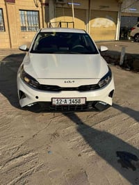 فورتي  موديل 2023 رقم نينوى الدولي  سياره مواصفات نص فول  حساسات قياده...