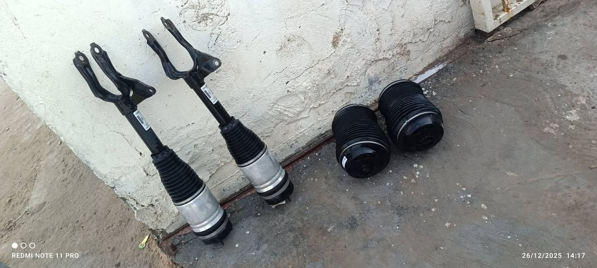 سلام عليكم عندي جوبلاسات مال جيب 17 جدد للبيع المكان بابل حله حي العسكري ***********
