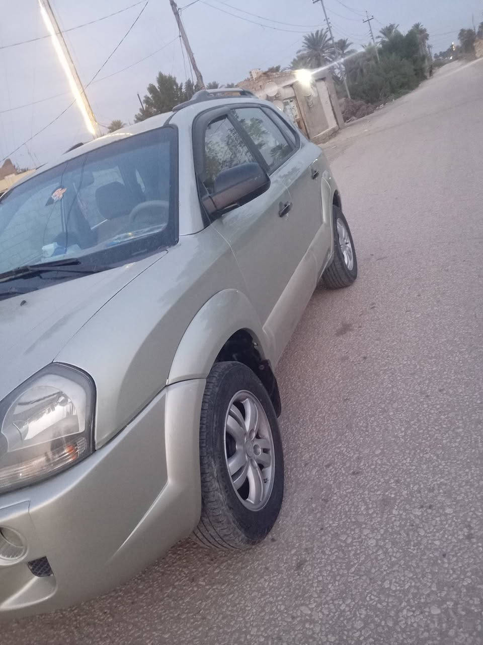 السلام عليكم توسان البيع موديل 2007 السياره مصبوغه عام الجماليه السيارة جاهزه من كل شي رقم بغداد انكليزي السعر ٩٥ وبيها مجال العنوان بابل قضاء القاسم ***********
