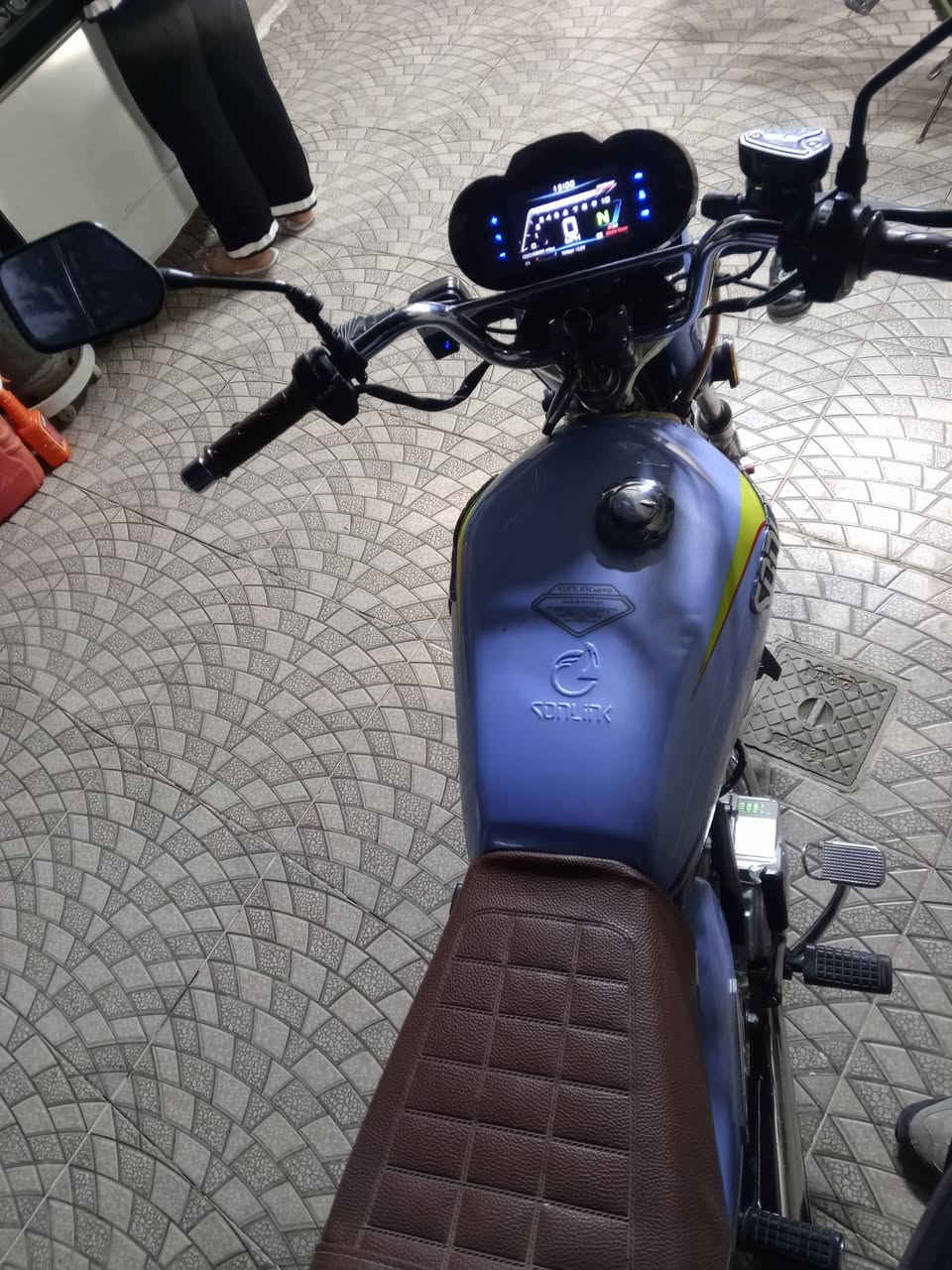 دراجه 24 سونيك دراجه بالكيس ايش قد ما تقول جديده دراجه صفر بعدها اي عيب ما بيها محرك كبس اسبان ومطاخه دراجه كله على بلاد سلف كهربائيات كلها شغال لا صرف لا بخار دراجه شقد ما تقول جديده حيل حيل نظيفه الدراجه انطيك اياه بضمان بشرط سعر 675 *********** مكاني كركوك
