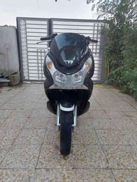 دراجة بحالة وكآلة بيس أكس جيل الاول صارلهة شهر من نازلة من الربة 07726...