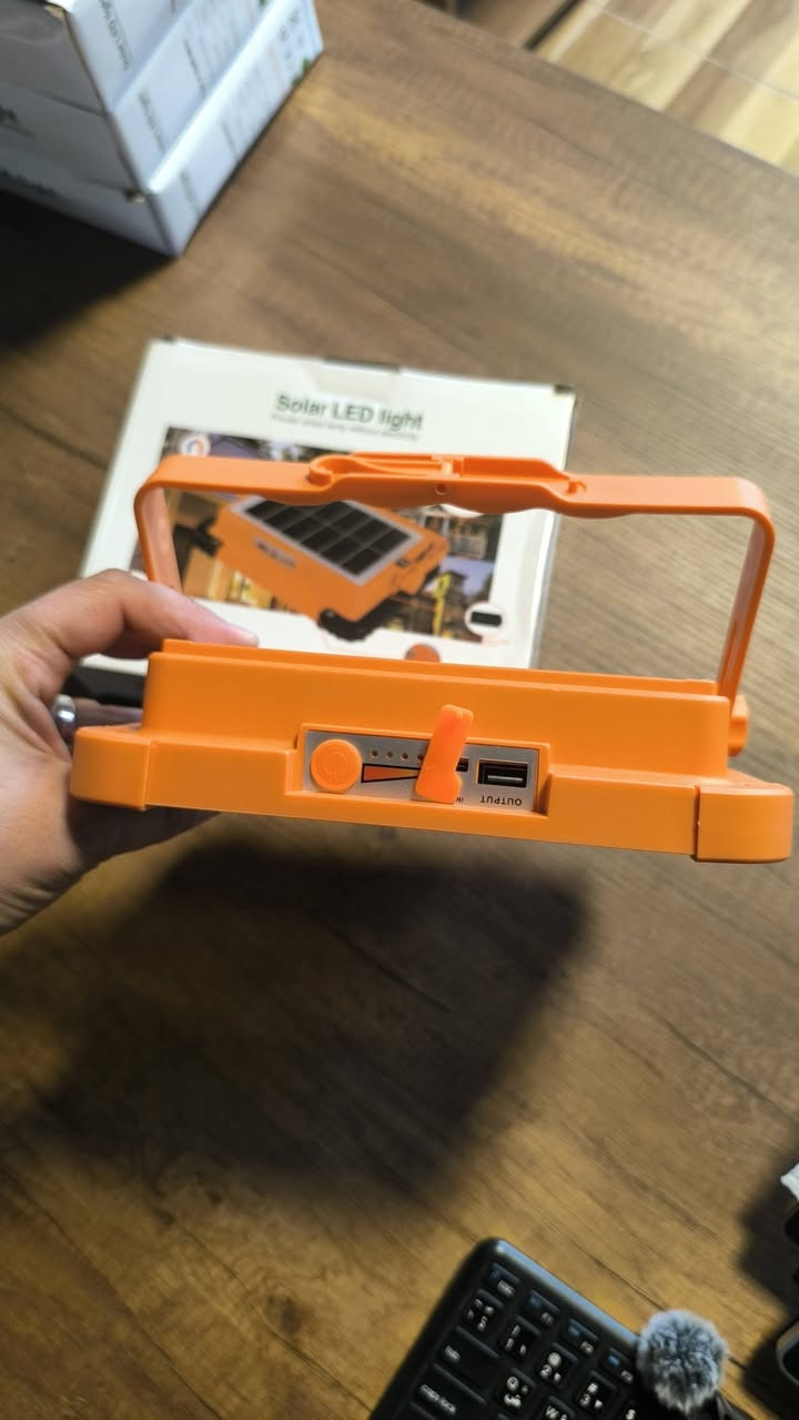 ✨ بسم الله الرحمن الرحيم ✨
🔥 نوفر لكم كشاف طاقة شمسية (Solar LED) 🔥
حل مثالي للإنارة بدون كهرباء وبدون مصاريف!
☀️ يشتغل على الطاقة الشمسية
💡 إضاءة قوية وعالية الجودة
🌧️ مقاوم للماء والغبار (IP66)
🔋 بطارية داخلية تدوم لفترة طويلة
🔌 يدعم الشحن USB
🏡 مناسب للبيت، الحديقة، الأسطح، والمزارع ورحلات التخييم 
🚀 عملي، اقتصادي، ويشتغل حتى بوقت انقطاع الكهرباء في ظل هذه الظروف المتقلبة
📞 للحجز والاستفسار راسلنا خاص أو واتساب
⚡ الكمية محدودة لا تفوت الفرصة

ارسل تم لمعرفة السعر


**إذا كنت صاحب هذا الإعلان وتريد حذفه لأي سبب، رجاءا أرسل رسالة إلى الدعم الفني**
