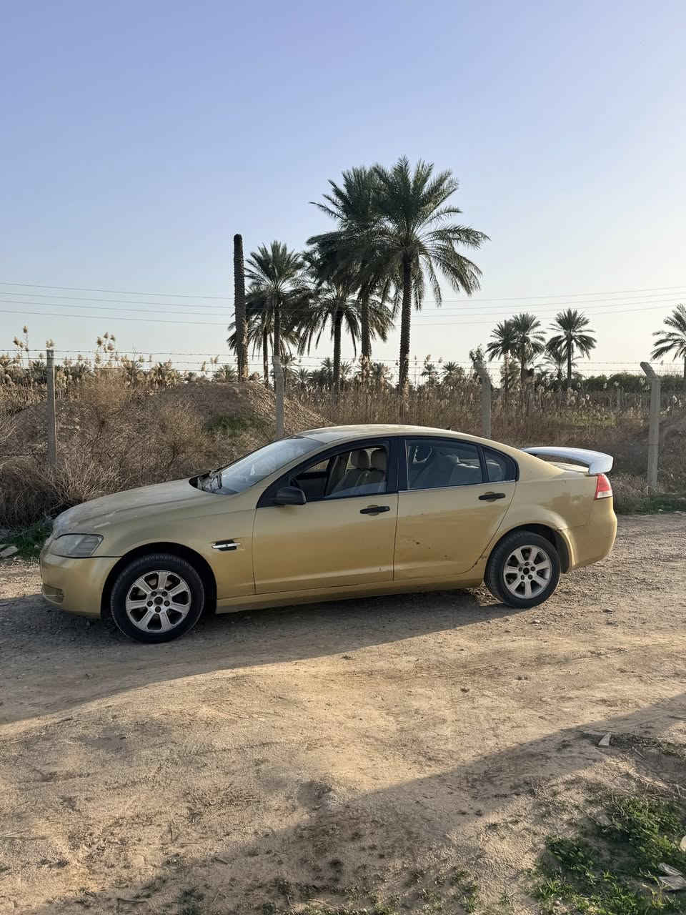 السلام عليكم للبيع سعر مناسب قسط هم يرهم
لومينا ٢٠٠٧ رقم بصره انكليزي 
مكانها بغداد الكرخ
السياره باسمي 
***********
