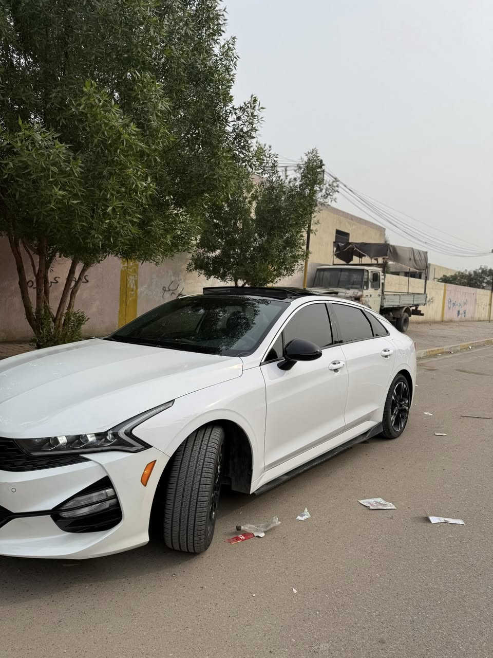 K5 (GT Line)
@الموديل :2024
نوع المحرك :1.6 تيربو 
عداد المشي :6 الاف 
اللون :ابيض 
وارد : اميركا 

مواصفات :فول 1/1
1_بصمة +تشغيل عن بعد 
2_حساس جنطه اوتو 
3_بانوراما فول قمارة 
4_لايت زنون 4 عدسات 
5 _لد نهاري امامي + لد خلفي 
6_كشافات 
7_رادار امامي + كامره رادار امامي 
8_رادار خلفي وجانبي + نقطه عمياء فول حساس 
9_داخل اسود  مميز +كشنات جلد
10 _فول تحكم ستيرن +قياده ذاتيه ذكية 
11_كامره خلفية 
12_شاشه حجم كبير 
13_تدفئة كشنات 
14_سايد بريك بصمة 
15_شحن واير ليس 
16_مود درايف 
17_كشن سائق كهرباء 

السياره زيرو  بعدها بحالة الشركة 
دخول جديد

عنوان : بغداد الدورة 

الاستفسار :***********
وتساب.
