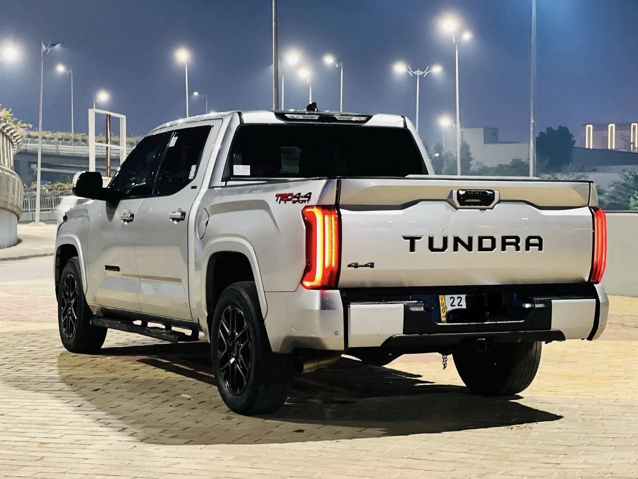 السلام عليكم
تويوتا تندرا TRD 
موديل 2022
وراد امريكي 
الصبغ قطعه وحده فقط 
المواصفات فول عدا بنراما 
شاشه كبيره
كشنات جلد 
كشنات كهرباه 
كشنات هيتر 
فول تحكم مقود 
رادارات 
حساسات 360 
كامرات عدد 5 
لون رصاصي 
رقم اربيل تحويل مباشر 
تضليل رسمي بالسنويه 
السياره نضيفه كلش وحلوه بالعافيه عالي ياخذه 
مكان السياره الرمادي 
هاتف للاستفسار ***********
